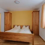 Laaxerhof Hotel 3*