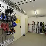 Hotel Laaxerhof 3*