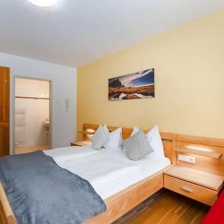 Laaxerhof 3*