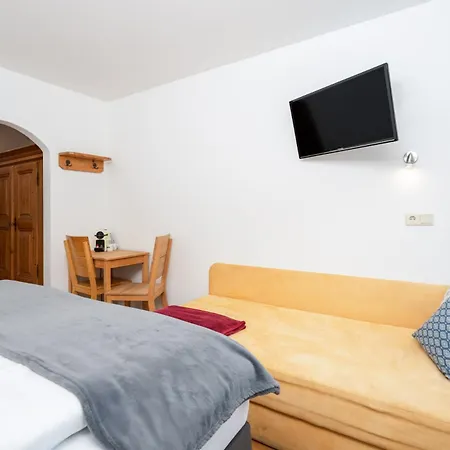 Laaxerhof 3*