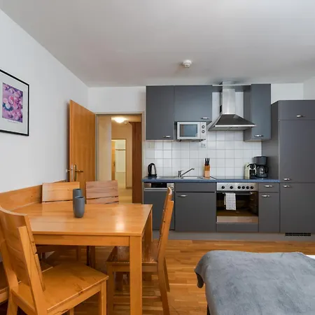 Laaxerhof 3*