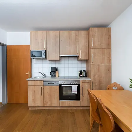 Laaxerhof Hotel 3*