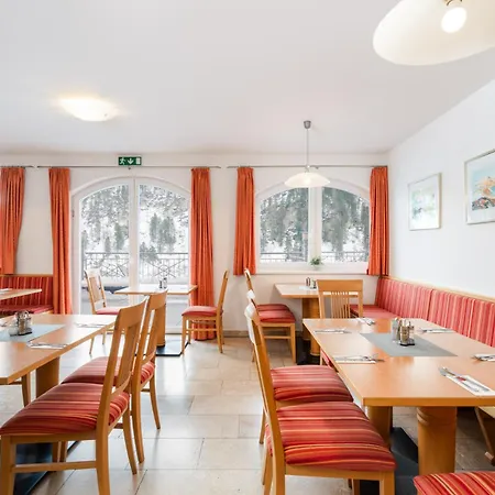 Laaxerhof Hotel