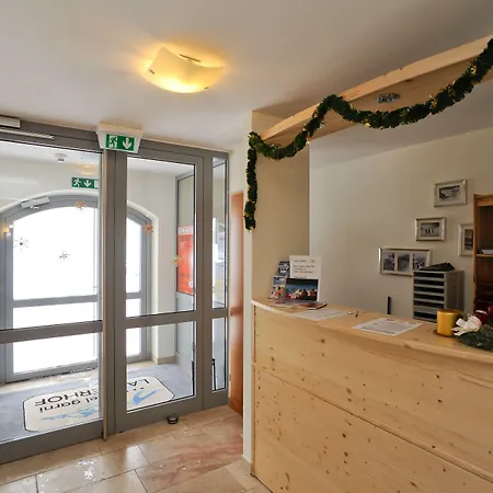 Laaxerhof Hotel 3*
